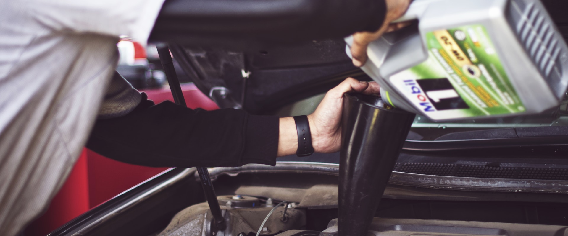 Abstrakte Werkstattlichtstimmung als Hintergrundmotiv